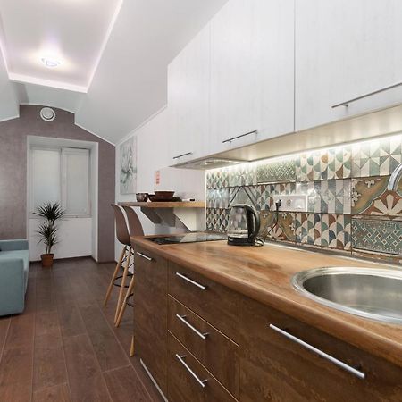 Suites On Chaikovskogo 오데사 외부 사진