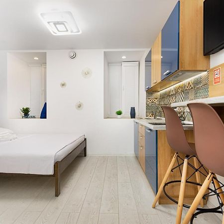 Suites On Chaikovskogo 오데사 외부 사진