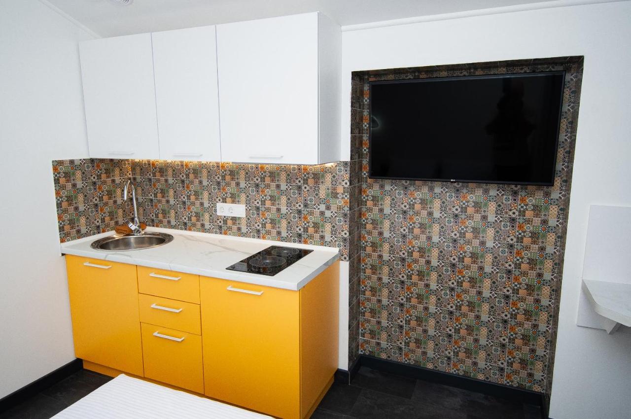 Suites On Chaikovskogo 오데사 외부 사진