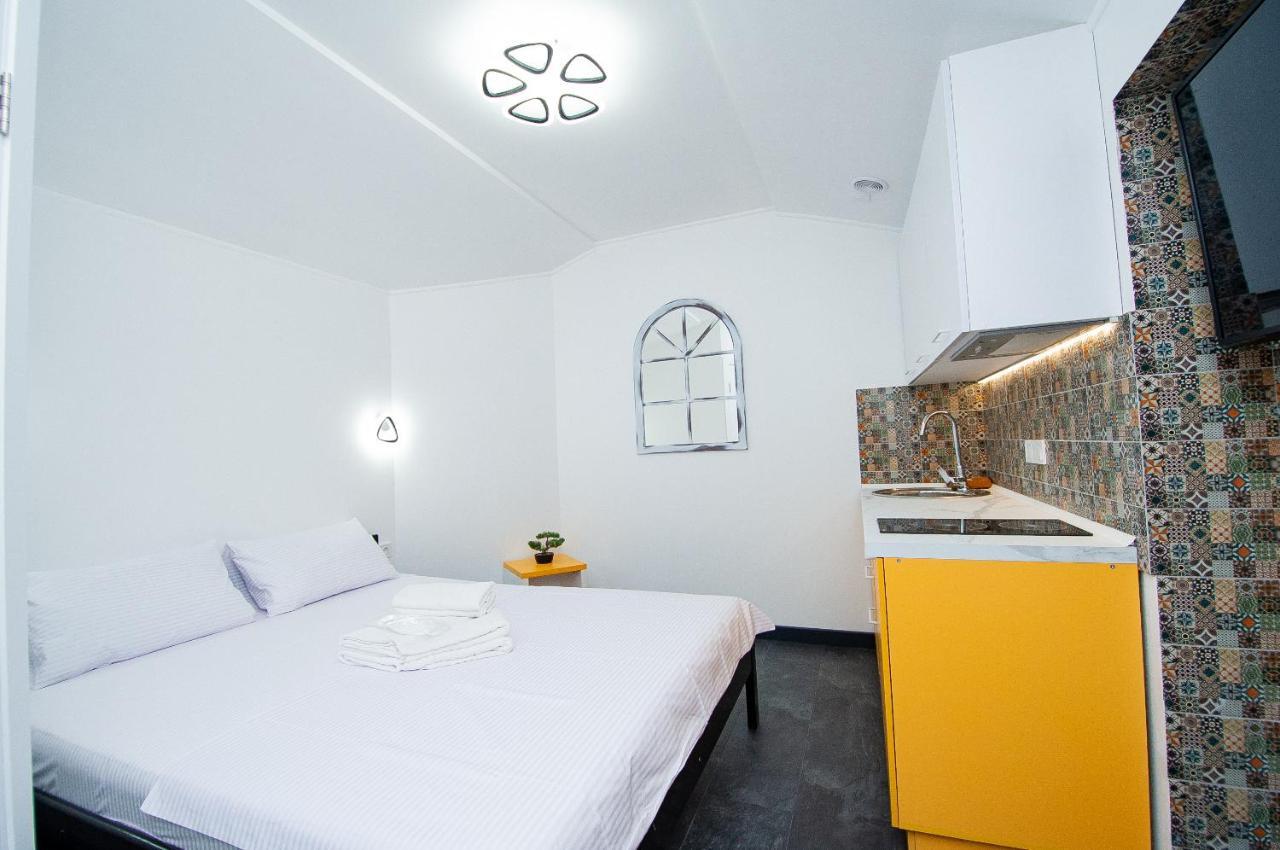 Suites On Chaikovskogo 오데사 외부 사진
