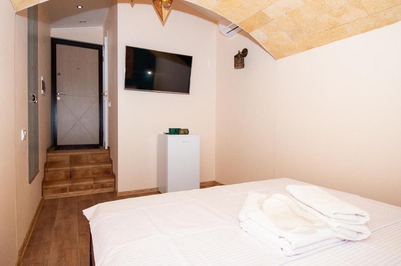 Suites On Chaikovskogo 오데사 외부 사진