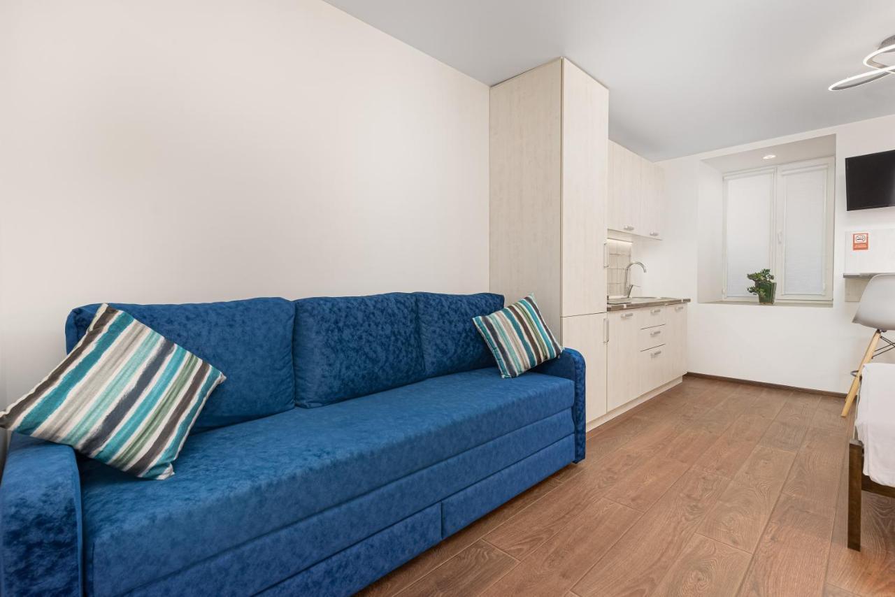 Suites On Chaikovskogo 오데사 외부 사진