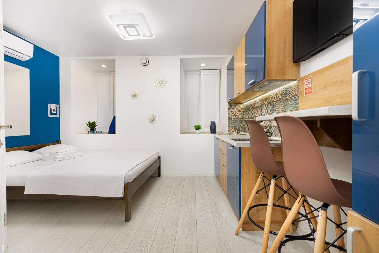 Suites On Chaikovskogo 오데사 외부 사진