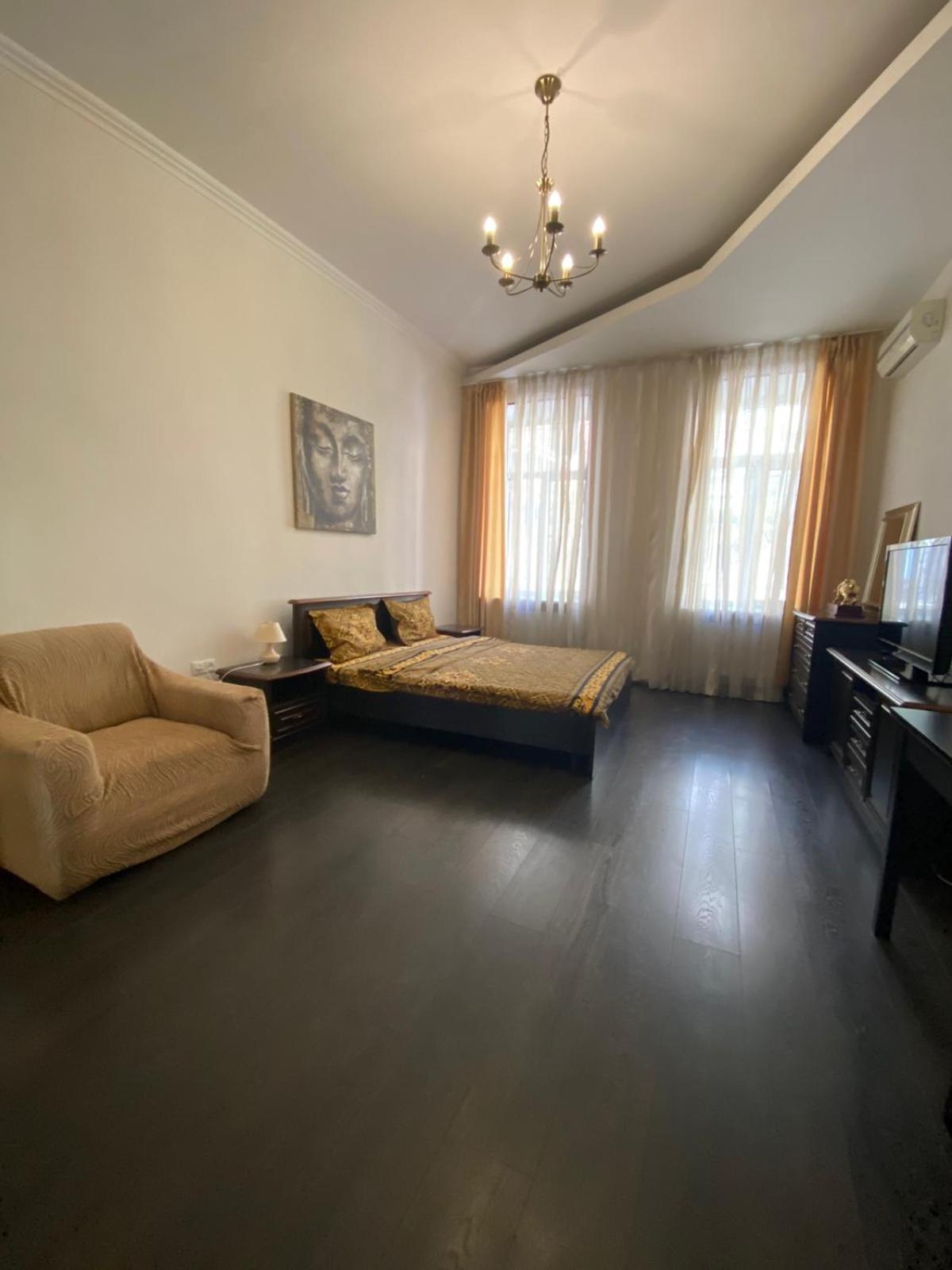 Suites On Chaikovskogo 오데사 외부 사진